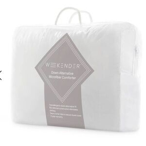 Weekenders Soft White Microfiber Comforter